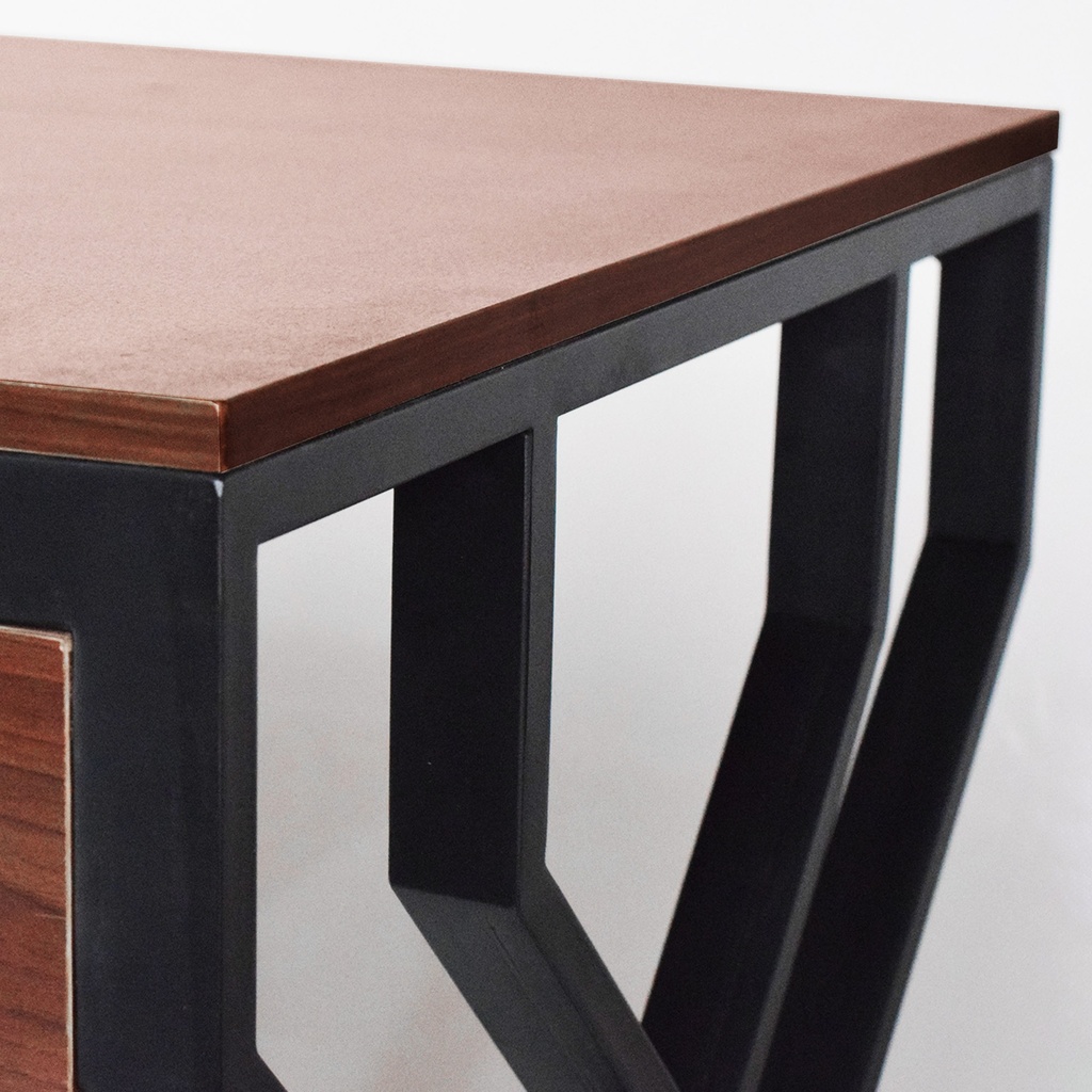 میز مدیریت اسلیم 160