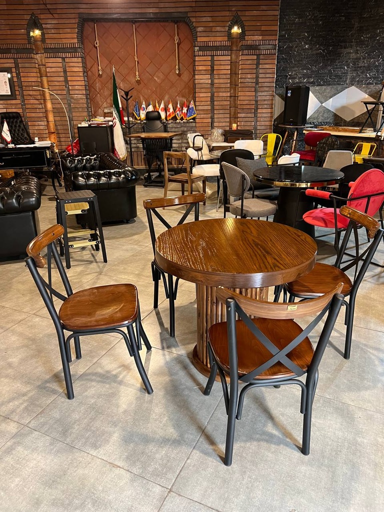 صندلی غذاخوری تونت مشکی گردویی