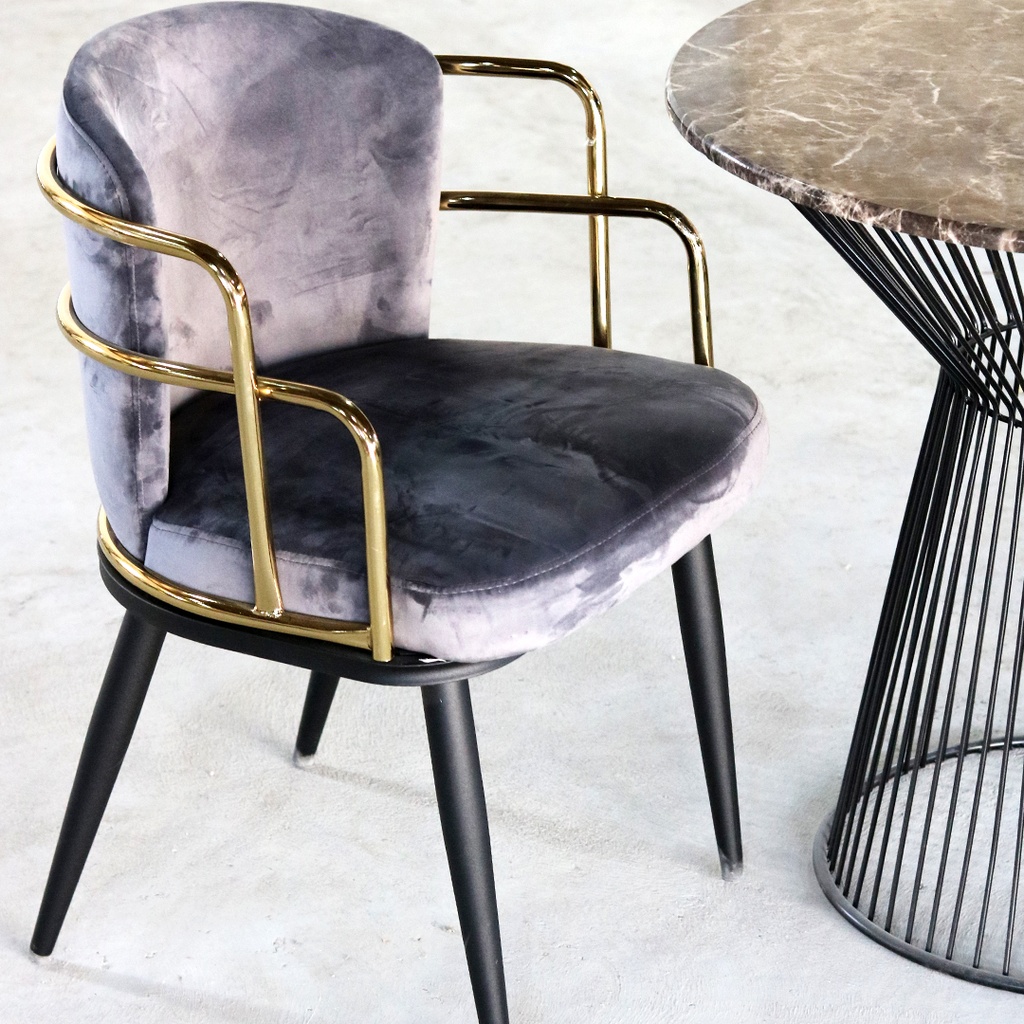 صندلی غذاخوری پلانتر(مدرنیکا)